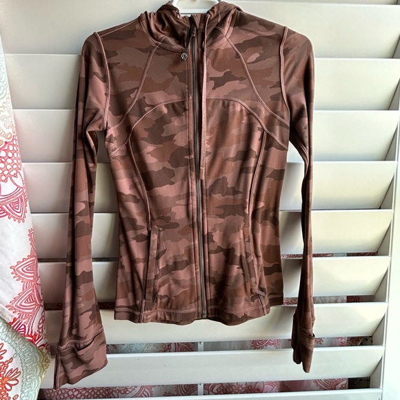 Lululemon dark pink jacket - Picture 2 of 2